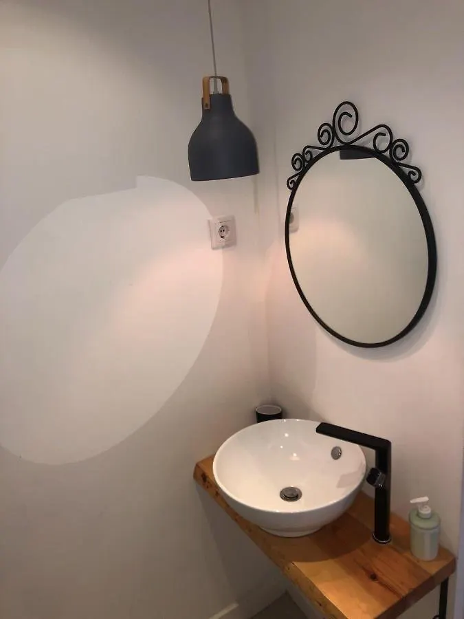 Altido Stylish Studio For Great Holidays In Lisbon Daire